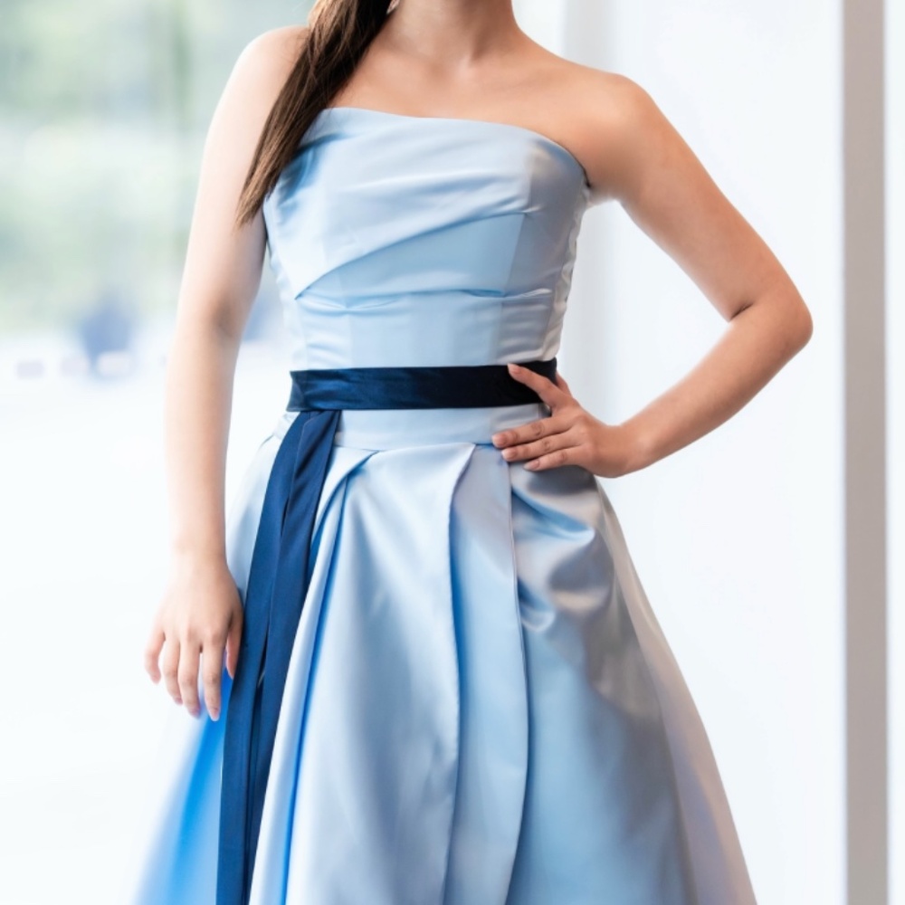 Crete Gown - Picture 4 of 11
